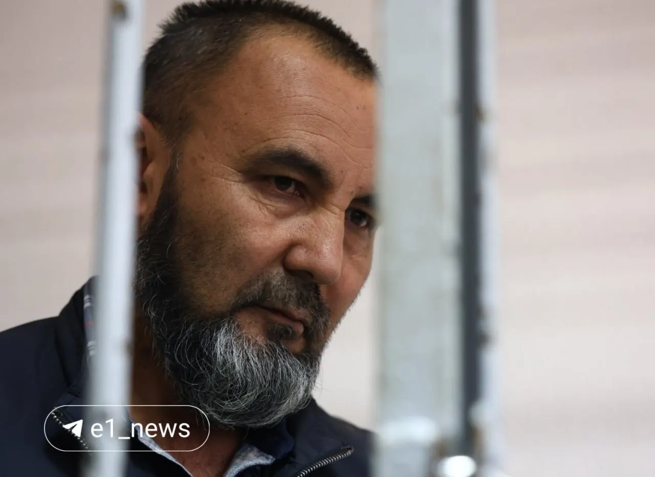 Суд избрал меру пресечения водителю 81‑го автобуса Икромжону Хамраеву — он будет находиться под стражей до 10 августа по делу о ДТП с четырьмя погибшими.