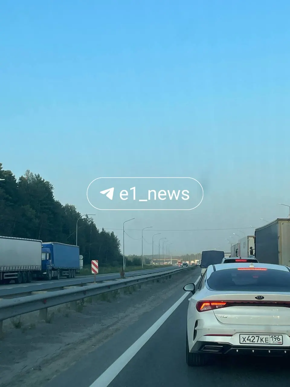 Авария на Московском тракте в районе Решет парализовала движение: по данным с места, затор достигает примерно 10 км, водители сообщают о задержках около 40 минут.