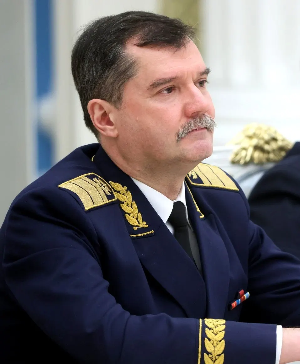 Следствие подозревает Нерадько и предполагаемых соучастников в особо крупном мошенничестве, которое нанесло ущерб бюджету. Ранее по этому делу уже задерживали его бывшего заместителя.