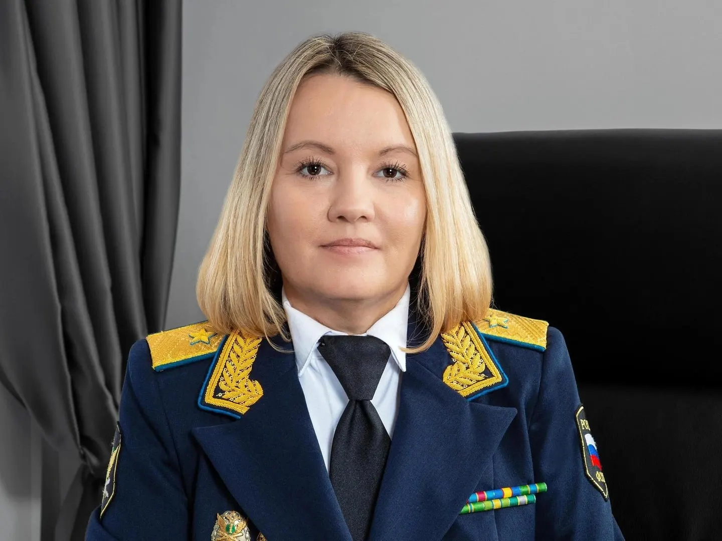 Плановые кадровые перестановки затрагивают Екатеринбург и Челябинск: Третьякова перейдет в Свердловскую область, а Сухорукова вернется в Челябинскую область.