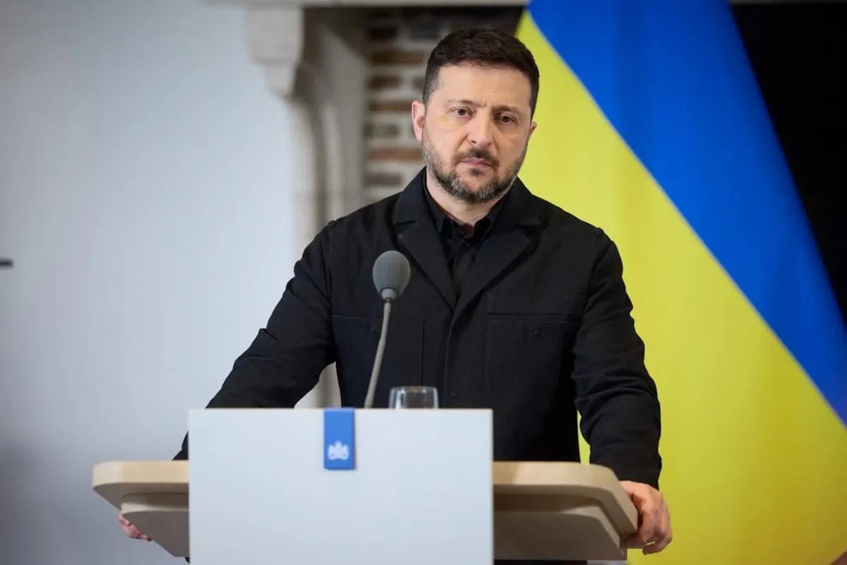 По словам президента Украины, российское руководство планирует увеличить набор личного состава через расширение мобилизационных процессов; безвозвратные потери противника уже составляют примерно 60% от общих потерь.
