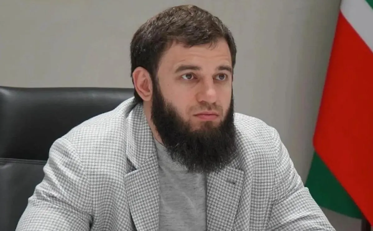 В официальном документе указано, что гражданство выдано «в интересах республики», подробности не поясняют. Закриев связан с руководством Чечни и бизнес-структурами, ранее связанными с Danone.