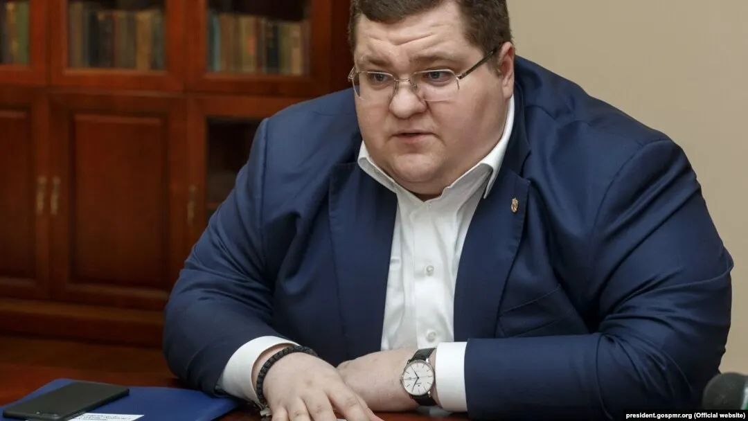 Игорь Чайка сменил Евгения Примакова на посту руководителя агентства — Примаков освобождён от должности. Отмечают также деятельность «Русских домов» за рубежом и обсуждение возможного выдвижения Примакова в Госдуму.
