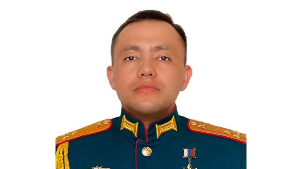 В военном гарнизоне в селе Князе-Волконское-1 взорвалась бомба, заложенная в почтовый ящик; погиб командир батальона, несколько человек ранены. Состояние генерал-майора, которому приписывают преступления в Буче и который находится под международными санкциями, пока неизвестно.