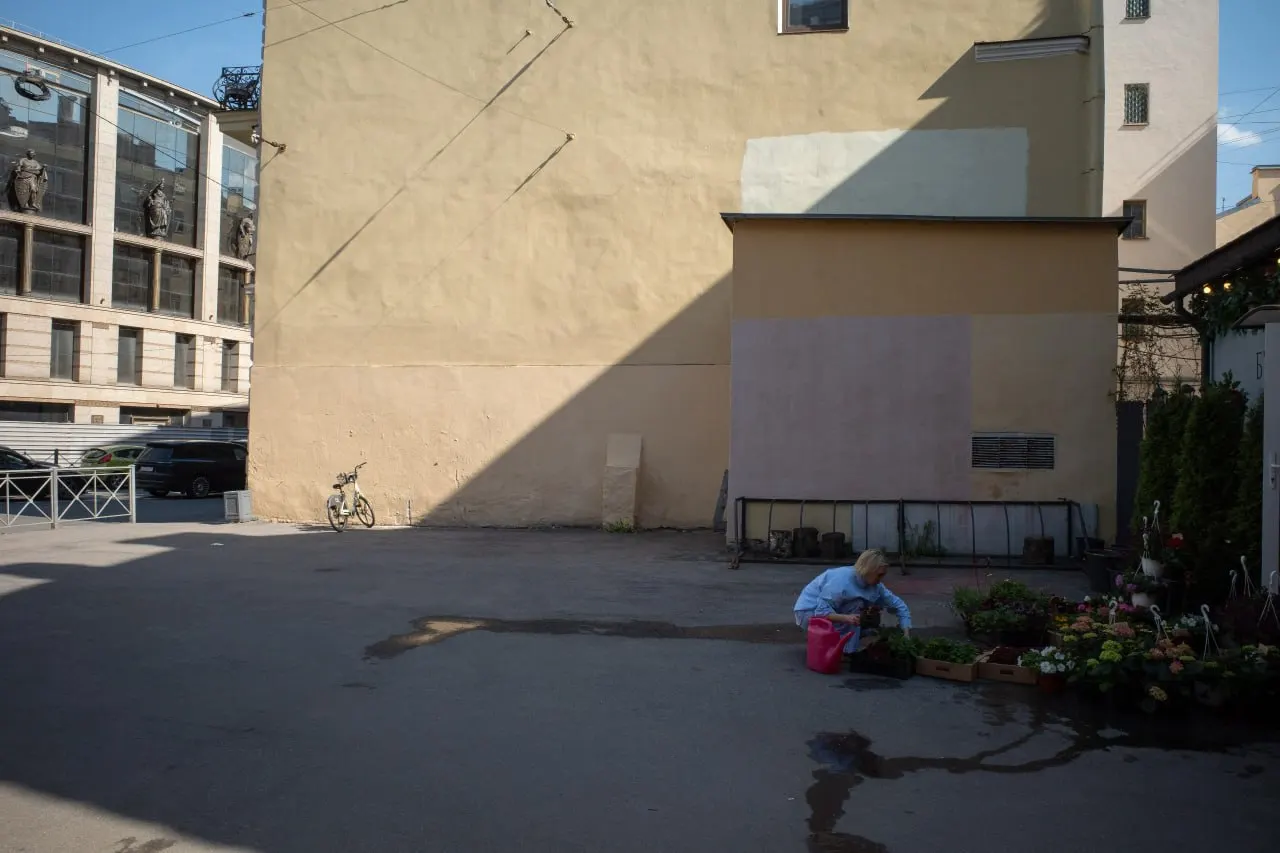 Краткий обзор: почему не состоялся фестиваль в Петербурге, какие городские проекты и судебные решения обсуждают, а также о важных событиях в стране и за рубежом — от удара в Луганской области до дрона в латвийском озере.