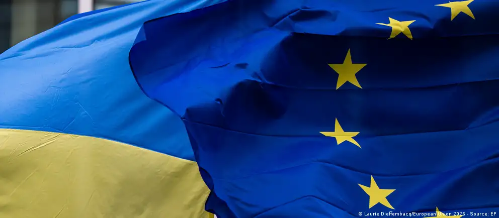Министры стран ЕС утвердили присоединение блока к соглашению о создании Специального трибунала Совета Европы, который займётся уголовным преследованием высших руководителей России за развязывание войны против Украины. Суд получит мандат на расследование с 2014 года, а юрисдикция охватит также страны, которые поддерживали действия Москвы.