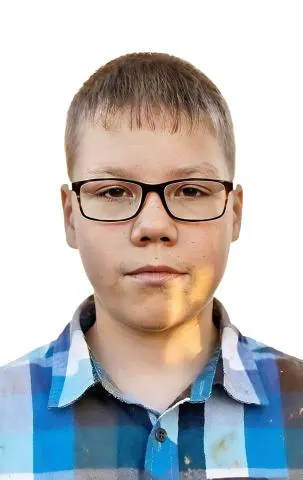 В Верхней Пышме уже сутки не могут найти 13-летнего Диму Павлова. Полиция и волонтёры просят сообщать любую информацию по телефону 8 800 700-54-52.