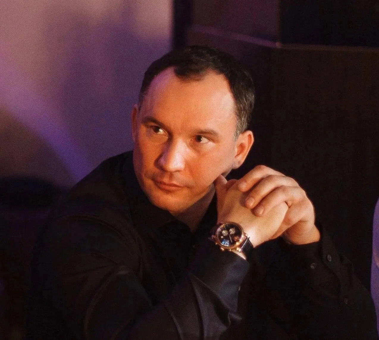 Евгений Шурманов, приговорённый в 2024 году к девяти годам за мошенничество, получил замену реального срока на более мягкое наказание с рядом ограничений.
