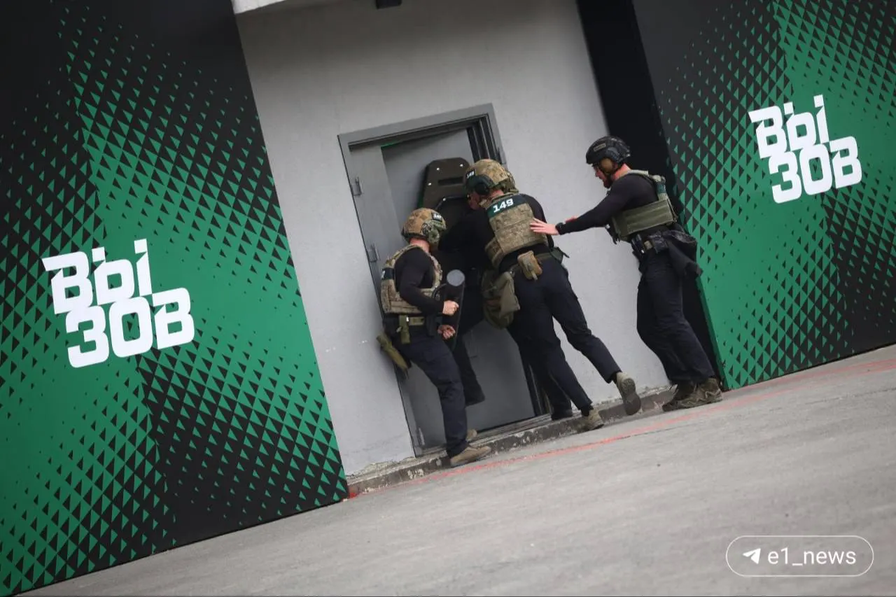 На полигоне «Свердловский» проходят шестые состязания «Вызов»: сотни силовиков из ведомств и спортивно‑стрелковых клубов проходят восемь испытаний, приближённых к боевым операциям. Финал намечен на 31 мая.