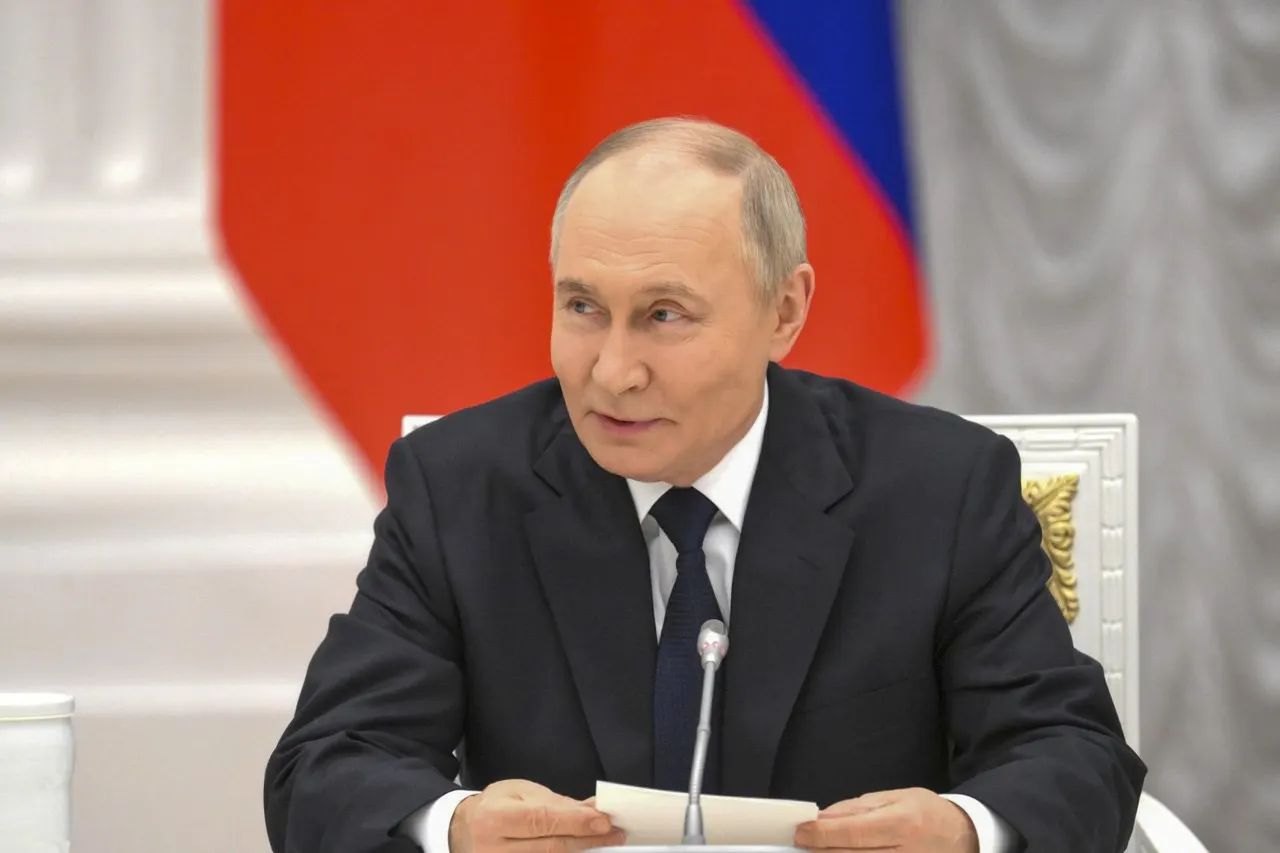 Президент заявил, что Россия готова нанести ответный удар в случае попыток уничтожить базы ПВО в Калининградской области.