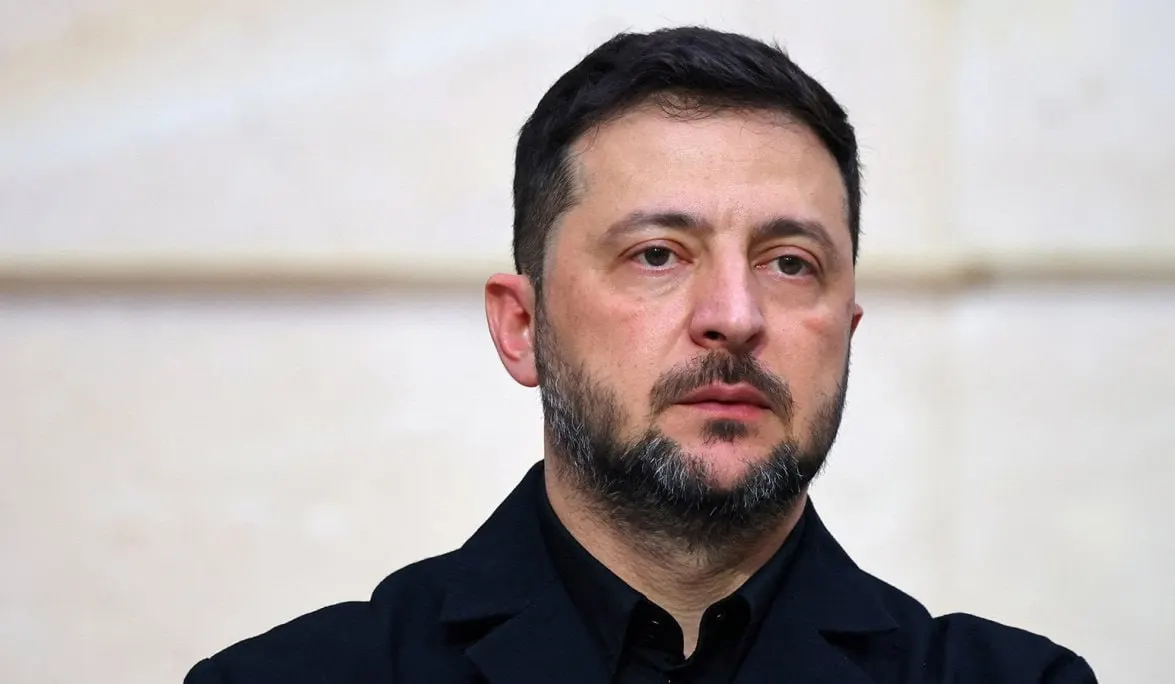 Президент Украины назвал позицию Владимира Путина на ПМЭФ «слабым ответом» и заявил, что тот не намерен завершать войну. Ранее Путин отказался встречаться и раскритиковал письмо Киева.
