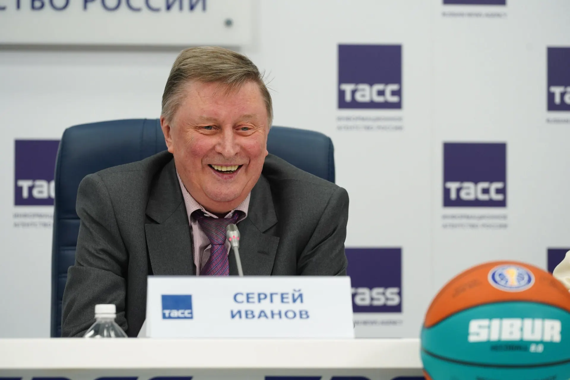 Близкий друг сообщил, что общался с экс‑министром всего за три дня до его смерти. Государственному деятелю был 73 года.
