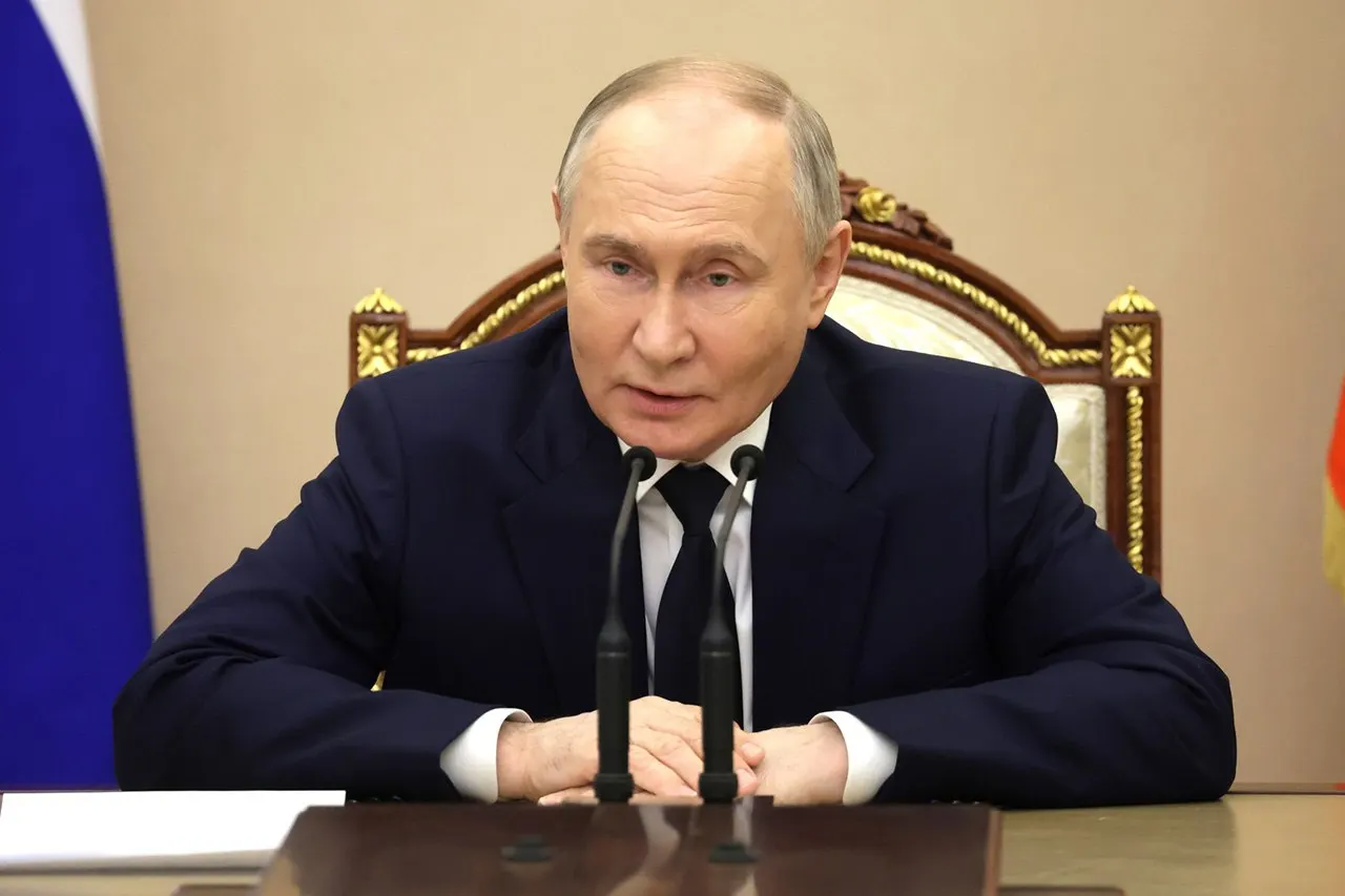 Президент поручил не допустить приостановки работ на Балтийском заводе и подчеркнул важность реализации проекта «Лидер».