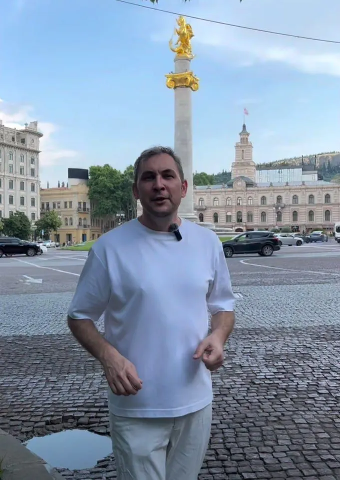 Автор крупного русскоязычного блога о Грузии, Николай Левшиц, был включён в реестр «экстремистов и террористов»; ранее он сотрудничал с «Открытой Россией» и Фондом борьбы с коррупцией.
