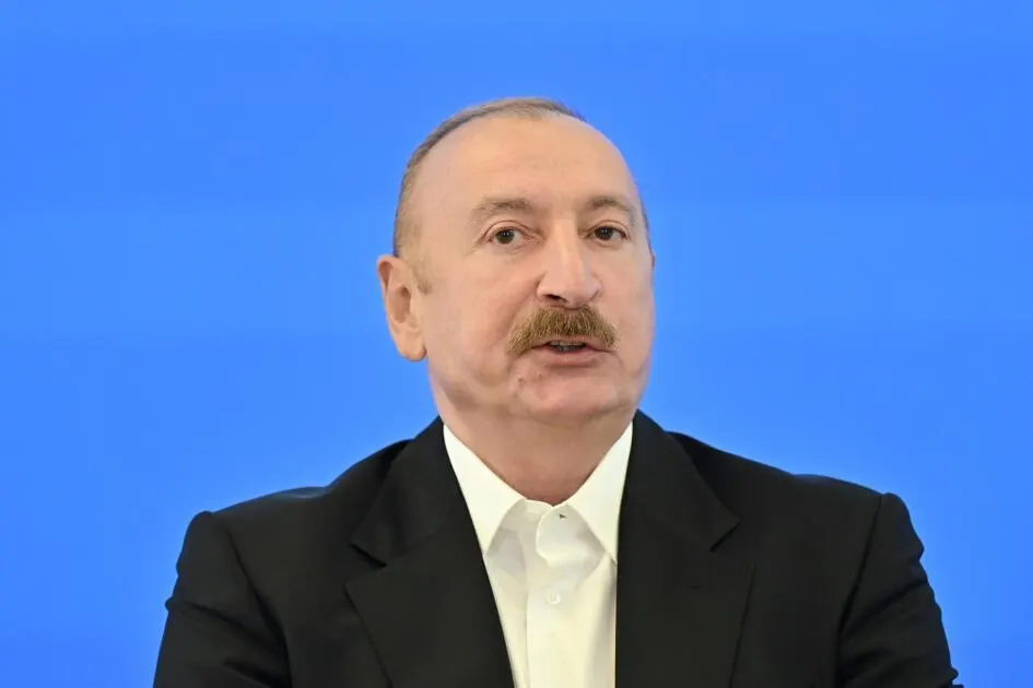 Президент Азербайджана заявил, что Баку всерьёз обсуждает окончательный выход из Совета Европы и одновременно отмечает нормализацию отношений с Россией.