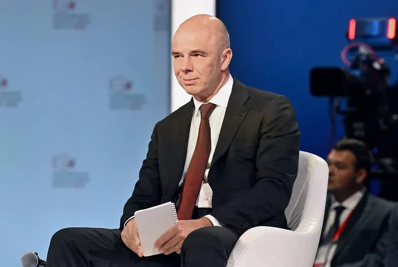 Глава Минфина заявил, что бюджет полностью обеспечен ресурсами, а дефицит на начало 2026 года достиг 6,46 трлн рублей (около 2,8% ВВП).