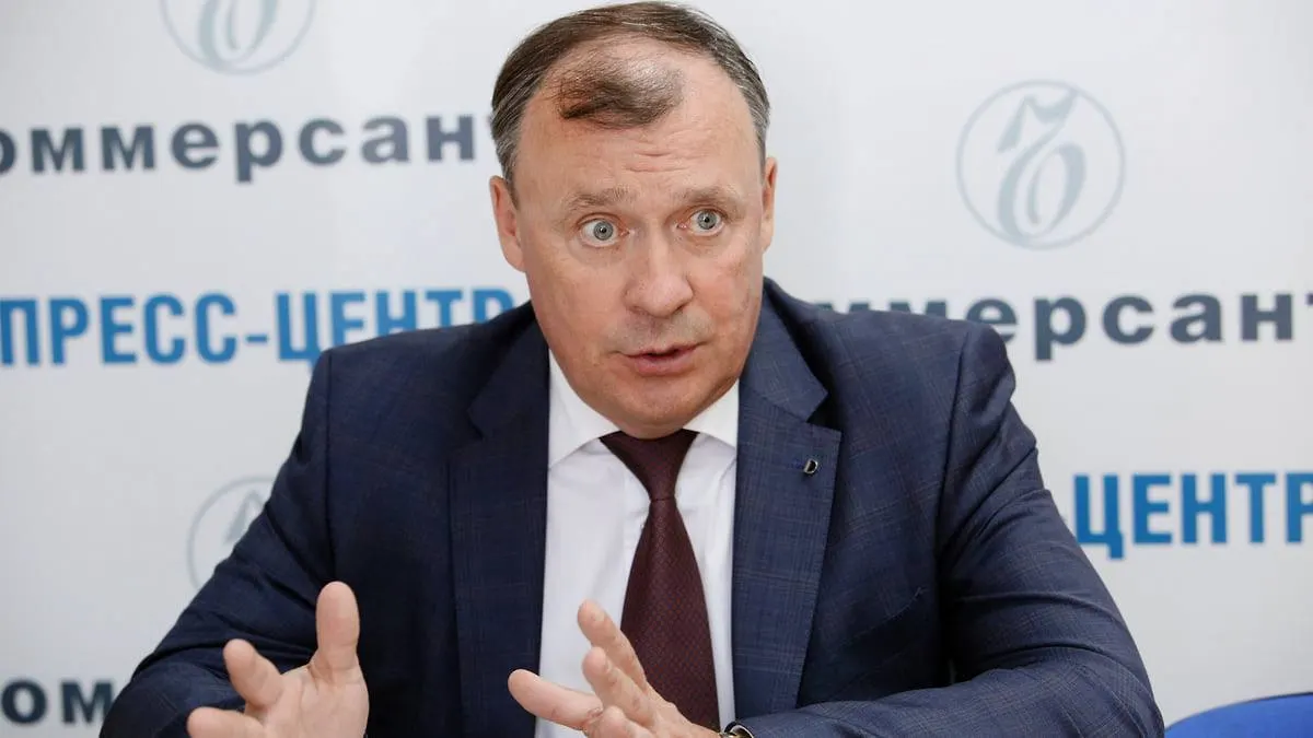 Градоначальник пояснил, что сбои связаны с износом сетей и паводками, а не с человеческим фактором, и призвал ускорить модернизацию коммунальной инфраструктуры после массовых отключений водоснабжения.