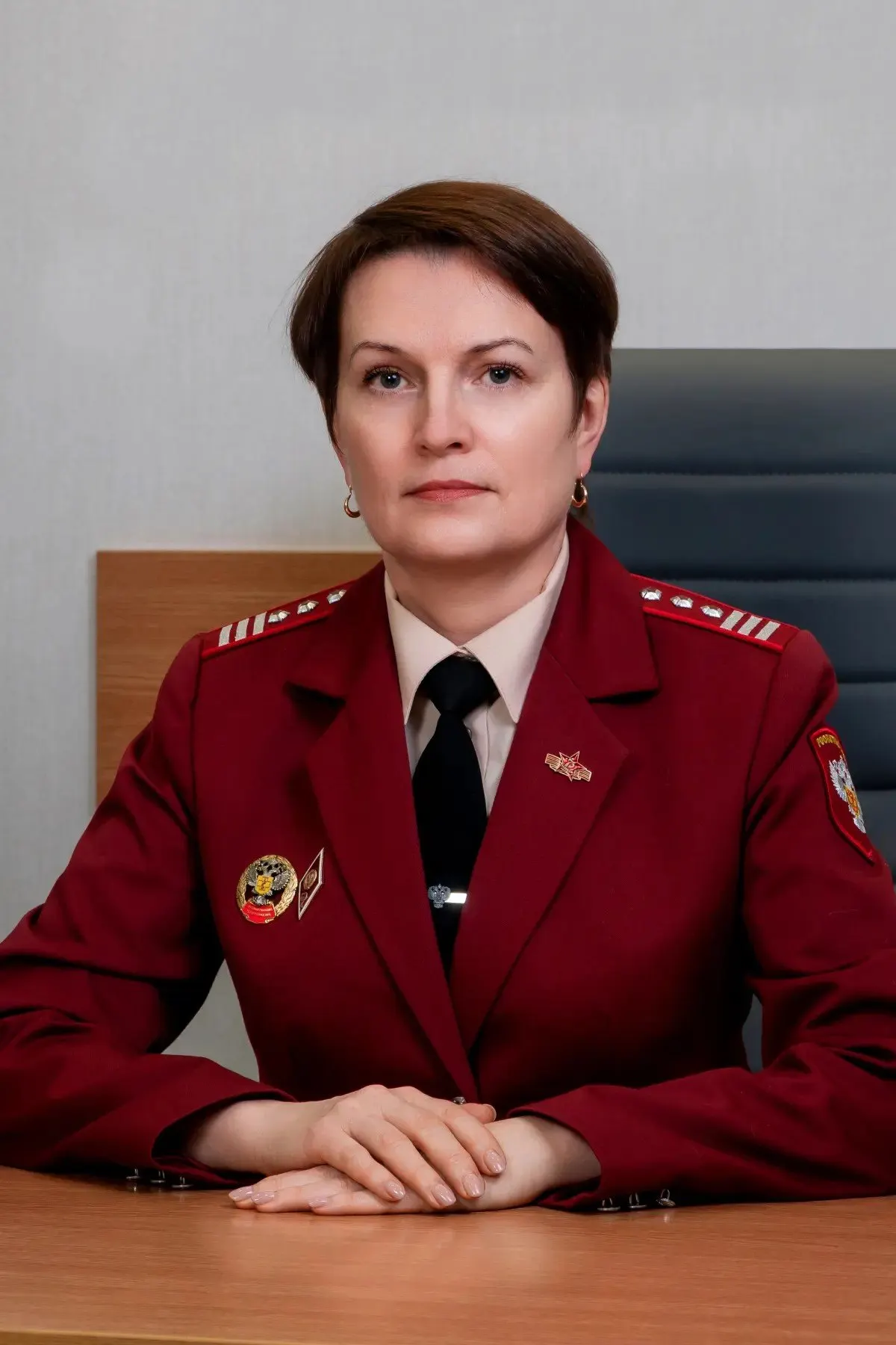 Назначение связано с переходом на должность главного санитарного врача региона; Калинина имеет более 32 лет стажа в санитарно‑эпидемиологической службе.