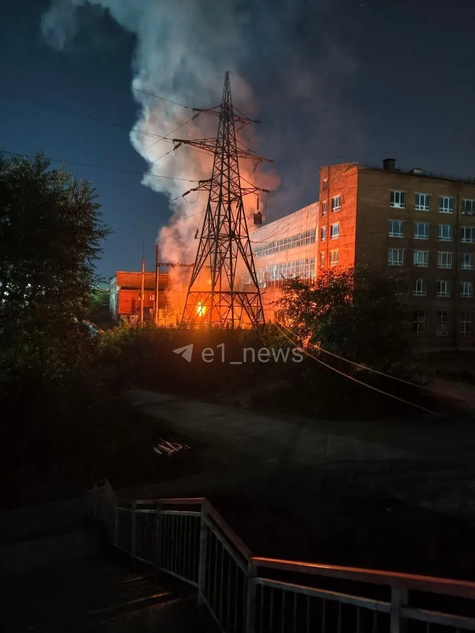 Пожар на улице Шефской локализован, пострадавших нет.