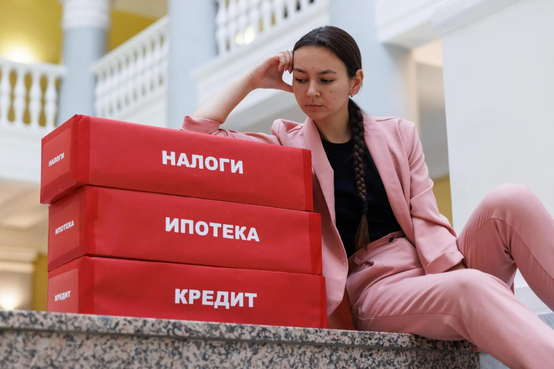 Экономист объясняет, зачем не стоит постоянно наращивать налоговую нагрузку, и как это влияет на экономику и бюджет на фоне планов на 2027 год.