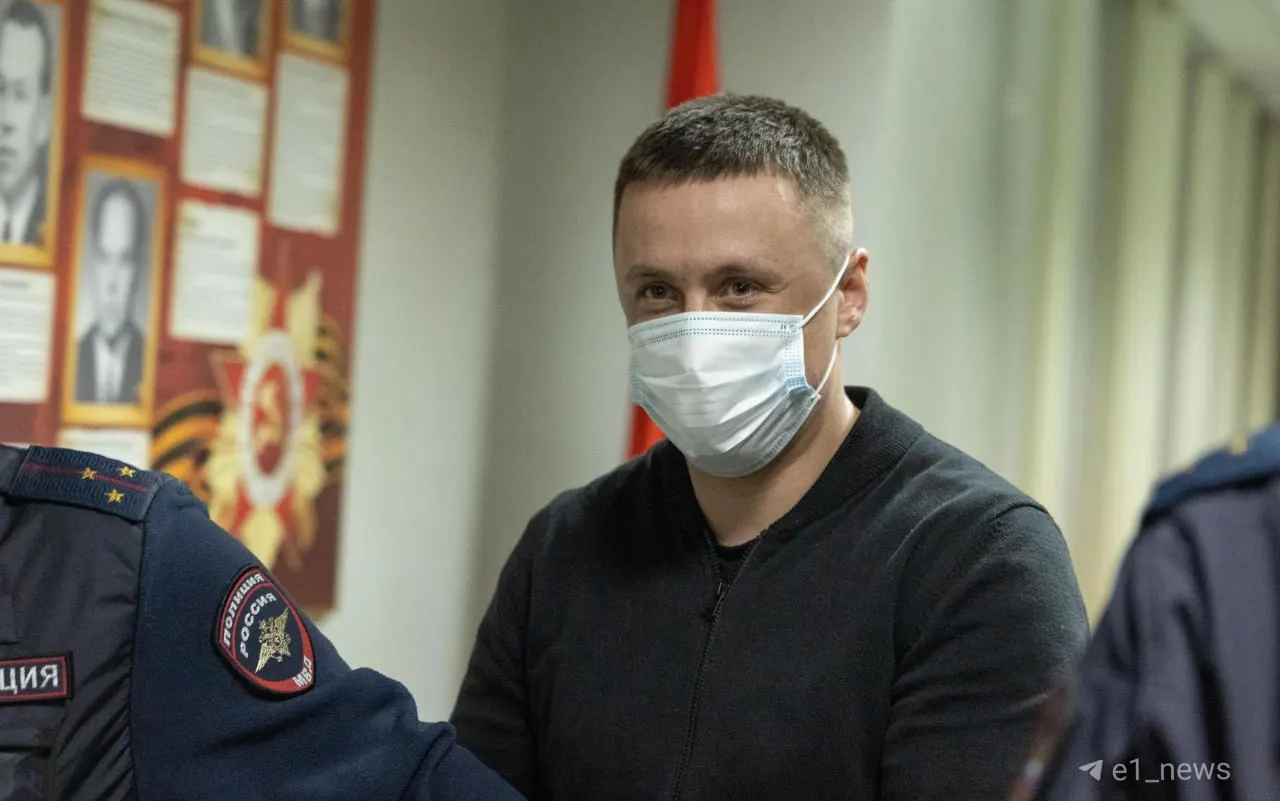 По версии следствия, резонансное ДТП на улице Малышева привлекло внимание: запрошено наказание в виде 6 лет строгого режима; пострадали четыре человека, расследование продолжается.