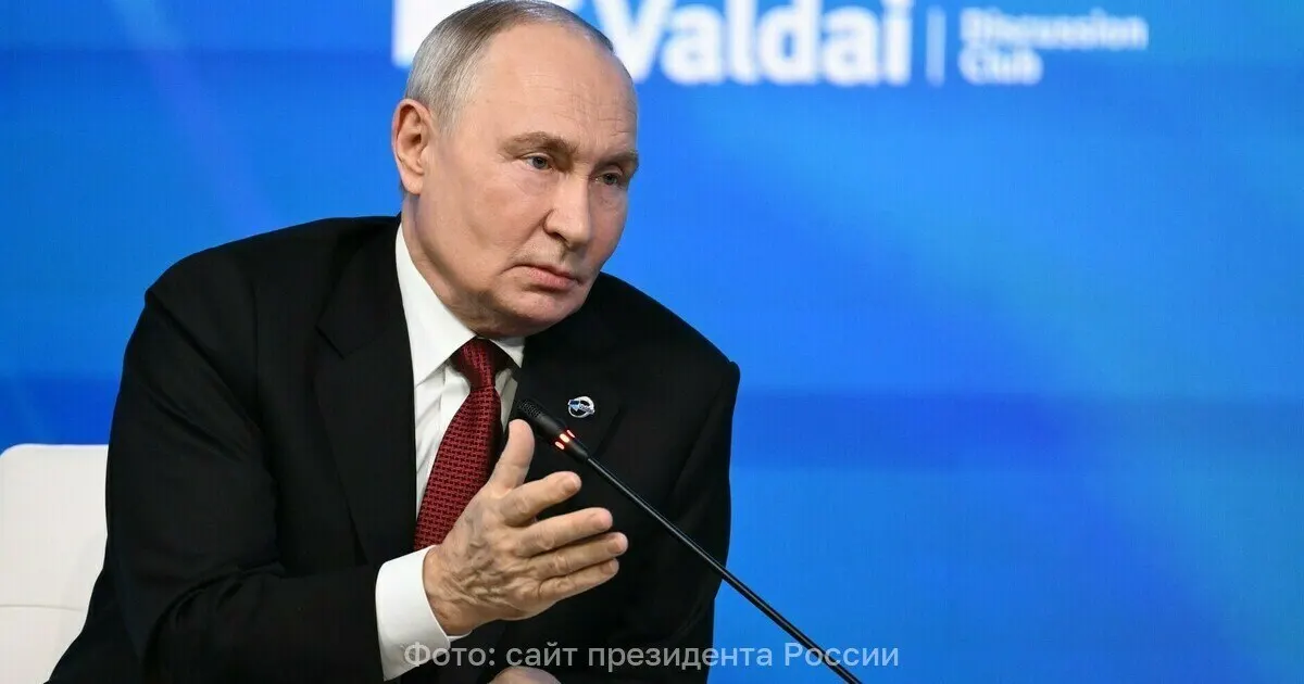 Президент заявил, что россияне продолжали голосование, невзирая на угрозы со стороны Украины.