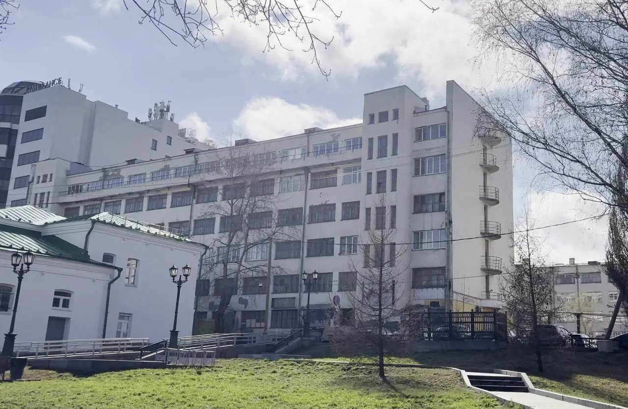 Активисты собирают средства на экспертизы и адвокатов; апелляция на решение суда направлена во Второй апелляционный суд, заседание запланировано на 21 октября; расходы уже достигли порядка 200 тысяч рублей.