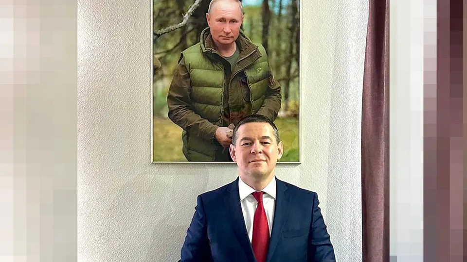Центр Капитал возглавляет Мирхайдаров, бывший вице-премьер Забайкальского края; активы включают Tarkett, Ontex, Menshen и другие, совокупная выручка пяти предприятий в 2025 году составила примерно 53,6 млрд рублей.